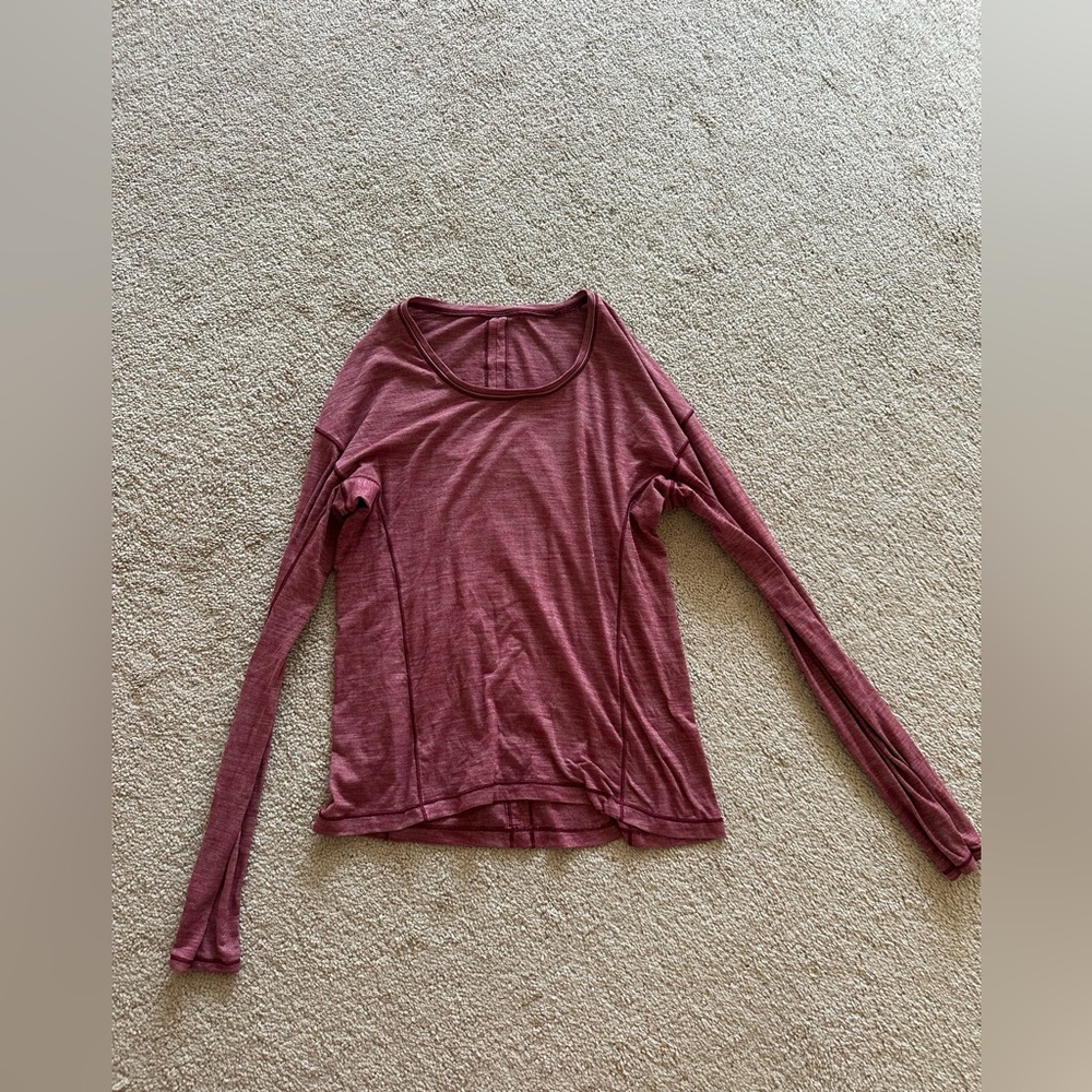 Lululemon Athletica Purple Fitted Long Sleeve Tee